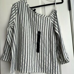 NWT Banana Republic half should top